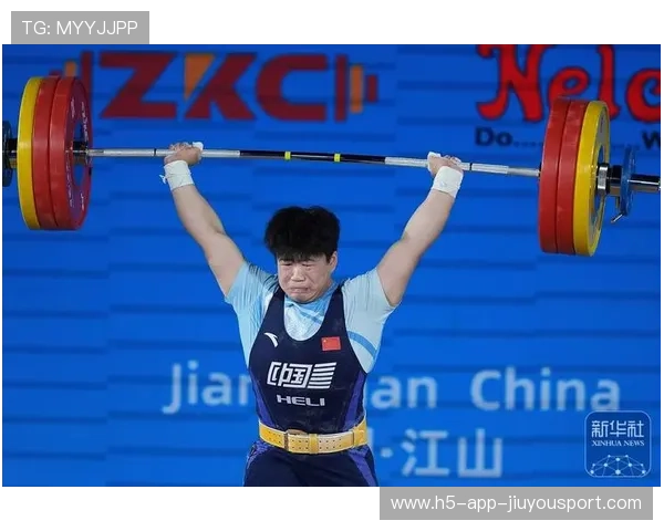 世界举重在线教学：中国名师开课吸引学员，世界举重比赛现场视频